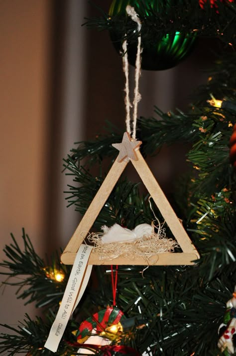 DIY Best Nativity Ornaments grandparentsplus.com Jesus Crafts, Christmas Crafts For Kids To Make, Nativity Crafts, Preschool Christmas, Christian Christmas, Christmas Ornament Crafts, Christmas Nativity, Christmas Crafts For Kids, Christmas Activities