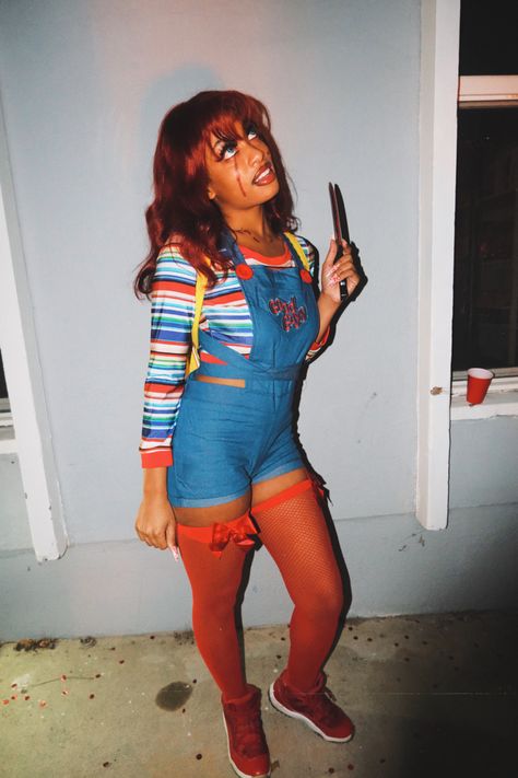 Female Chuckie Costume, Halloween Villians Female, Chucky Halloween Costume Black Female, Cute Chucky Costume Women, Chucky And Tiffany Costume Best Friends, Womens Chucky Costume, Chucky Girl Costume, Chucky Costume Female, Female Chucky