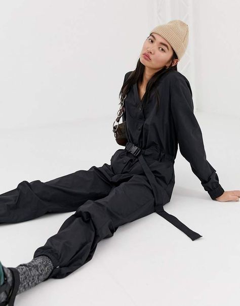 Weekday sporty jumpsuit with belt in black Workwear Jumpsuit, Jumpsuit With Belt, Mode Editorials, Brand Photography Inspiration, Fotografi Digital, Jumpsuit Outfit, Clothing Photography, Style Noir, Jumpsuit With Sleeves