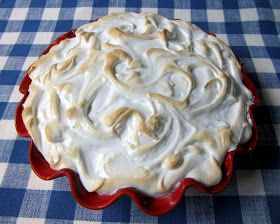 Plain Chicken: S'mores Pie Chocolate Pie With Meringue, Pie With Meringue Topping, Recipes Using Marshmallows, Meringue Pie Topping, Homemade Chocolate Pie, Chocolate Meringue Pie, Meringue Topping, Smores Pie, Thanksgiving Baking