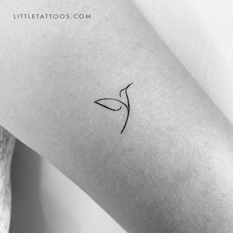 Minimalist Hummingbird (Right) Temporary Tattoo - Set of 3 Origami Cardinal Tattoo, Small Pink Tattoos For Women, I Rise Up Tattoo, Tiny Hummingbird Tattoo Simple, Minimalist Tattoo Hummingbird, Hummingbird Small Tattoo, Delicate Hummingbird Tattoos For Women, Two Small Birds Tattoo, Fine Line Bird Tattoos For Women