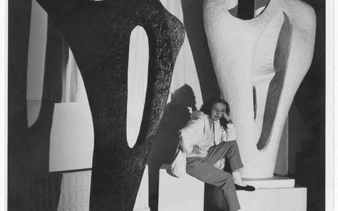 Barbara Hepworth Art & Life | The Hepworth Wakefield Linder Sterling, Hepworth Sculpture, Barbara Hepworth Sculpture, Modern Hepburn, Nature Sculpture, Hepworth Wakefield, Gestural Painting, Women Artist, Barbara Hepworth