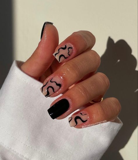 Abstract Nail Art Designs, Abstract Nail Designs, Short Square Nail, Abstract Nail, Square Nail, Art Movements, Abstract Nail Art, Vacation Nails, Art Designs Ideas