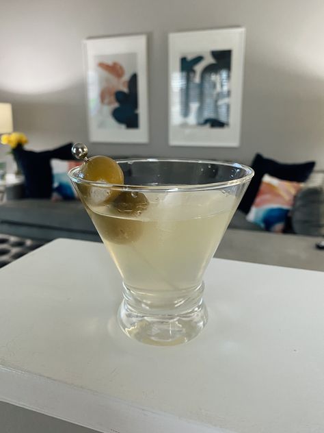 Ina Garten, Martini And Rossi Drinks, Food Served In Martini Glasses, Vodka Martini Recipes Dirty, Drinks With Olives, Extra Dry Martini Recipe, How To Order A Martini, Drinks With Vermouth, Dirty Martini Recipe Vodka No Vermouth