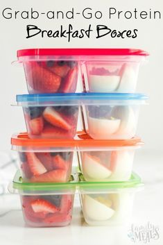 Healthy Grab and Go Protein Breakfast Boxes - Family Fresh Meals breakfast or lunchbox idea #familyfreshmeals #easylunchboxes #breakfast #healthy#lunchbox #snackbox #cleaneating#protein Lunchbox Protein, Breakfast Boxes, Healthy Grab And Go, Meals Breakfast, Weight Watchers Snacks, Fresh Meals, Weight Watchers Breakfast, Family Fresh Meals, Healthy Lunchbox