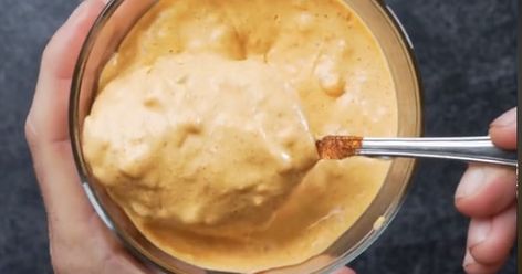 Foodie shares 'leaked' McDonald's Big Mac sauce recipe and says it tastes 'exactly the same' - Mirror Online Mac Sauce Recipe, Big Mac Sauce Recipe, Perfect Roast Potatoes, How To Make A Poached Egg, Easy Carrot Cake, Roasted Potato Recipes, Starbucks Pumpkin, Tray Bake Recipes, Mary Berry