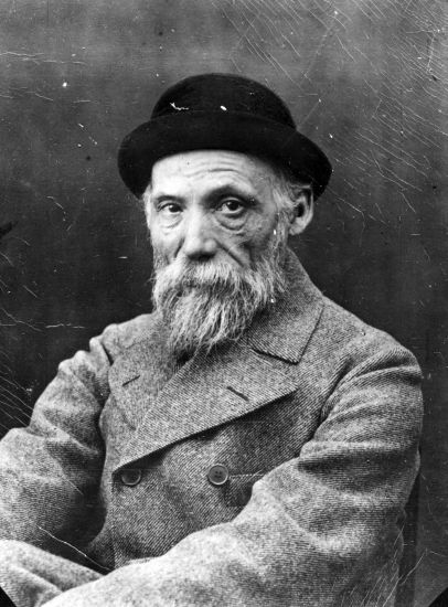 Portrait d'Auguste Renoir.  Ph. Durand-Ruel/Coll. Archives Larousse #FredericClad Edgar Degas, August Renoir, Renoir Art, Pierre Auguste, Camille Pissarro, Paul Cezanne, Pierre Auguste Renoir, Rembrandt, White Photo