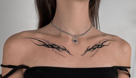 Body Jewelry Tattoo, Cybersigilism Collarbone Tattoo, Woman Collar Bone Tattoo, Cybersigilism Tattoo Chest, Symmetrical Tattoos, Collarbone Tattoos, Clavicle Tattoo, Symmetrical Tattoo, Abstract Tattoo Ideas