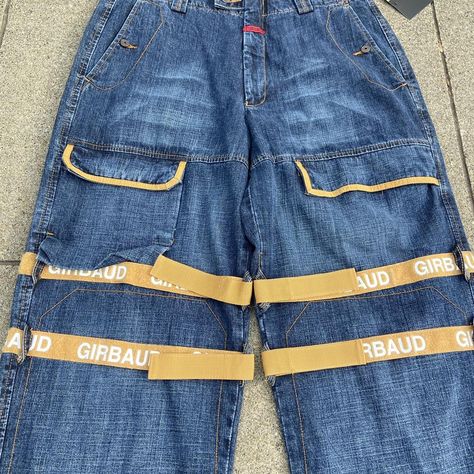 Deadstock Y2K Marthe Francois Girbaud baggy jeans size 36 X 32 🌀 perfect condition and a great baggy fit. Feel free to message me with any questions!

#deadstock #girbaud #baggy #jeans #y2K

Pair: J3208

(15)