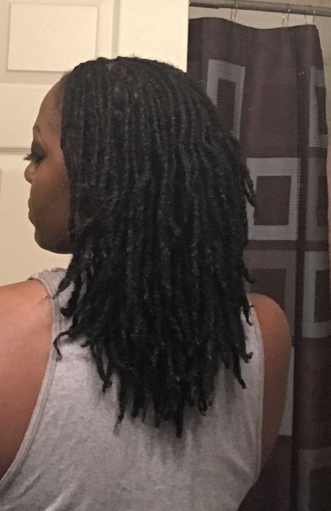 Natural Hairstyles For Teens, Trendy Natural Hairstyles, Medium Length Locs, Real Locs, Medium Locs, Locs Black Women, Black Hairstyles With Weave, Hairstyles For Teens, Dread Hairstyles