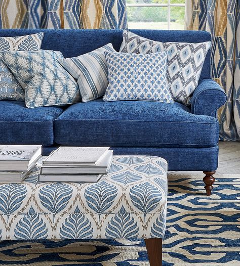 Blue Sofa Decor, Printed Fabric Sofa, Navy Sofa Living Room, Funky Sofa, Dining Room London, Farrow And Ball Living Room, Blue Sofa Living, Classic Living Room Design, Blue Sofas