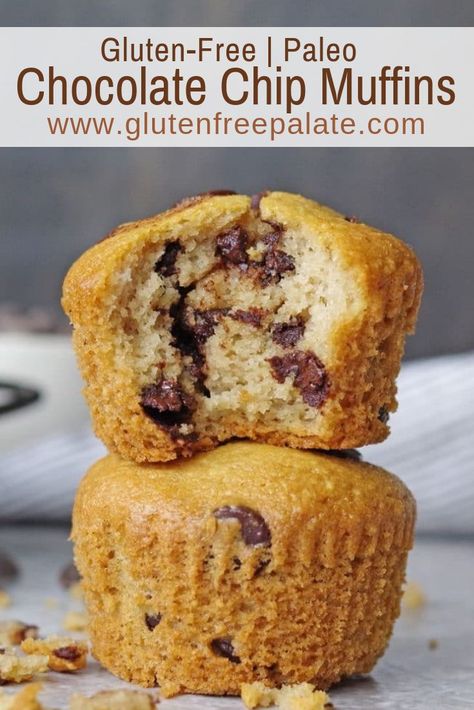 These scrumptious Paleo Chocolate Chip Muffins are simple to make, and ready to devour in less than thirty minutes. A fresh-baked, tender, chocolatey paleo muffin that's healthy and satisfying. #paleo #muffins Grain Free Muffins, Paleo Chocolate Chip Muffins, Paleo Muffin, Metabolic Recipes, Paleo Muffin Recipes, Nutella Muffin, Choc Chip Muffins, Muffins Paleo, Muffins Blueberry