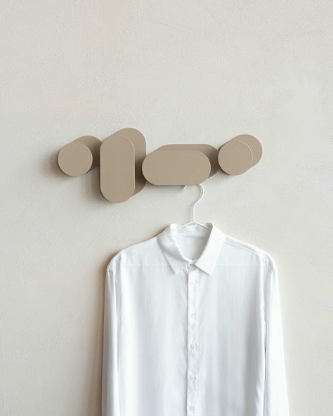 As the seasons shift, so does our wardrobe. Embrace the change and elevate your entryway with our artsy yet functional Coat Rack º01.⁠ ⁠ #robuustamsterdam #minimal #interior #minimalism #minimalist