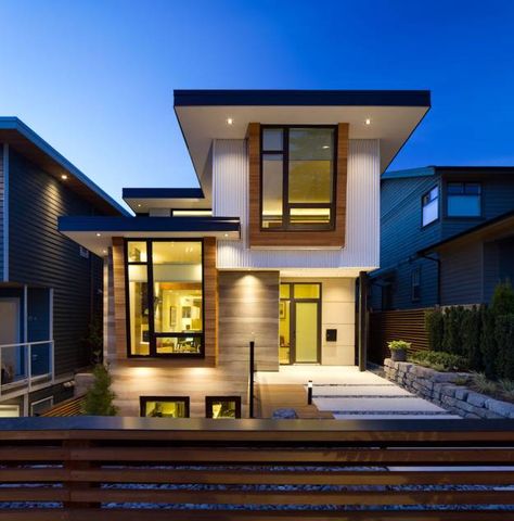 Ultra Green Modern House Design with Japanese Vibe in Vancouver Japan House Design Modern, Japan House Design, Luxury Villa Design, Eksterior Modern, Japanese Style House, House Design Exterior, Small Modern Home, Duplex House Design, Minimalist House Design