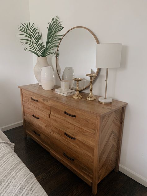 Bedroom Tv Stand Dresser, Trendy Bedroom Dressers, Boho Bedroom Dresser Ideas, Apartment Dresser Ideas, Bedroom Dresser Boho, Modern Boho Bedroom Dressers, Bohemian Bedroom Dresser, Bathroom Dresser Decor, Modern Boho Dresser Decor