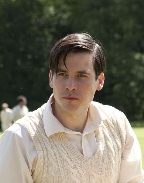 Downton Abbey Thomas, Thomas Barrow, Millennial Memes, Rob James Collier, Edwardian England, Downton Abby, Downton Abbey, Period Dramas, Serie Tv