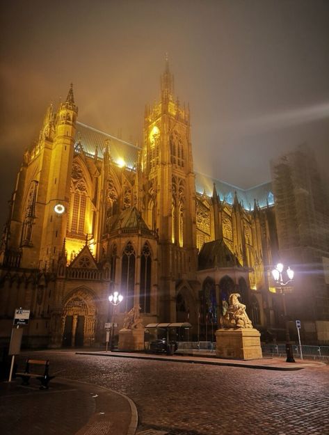 a building in Metz, France on a foggy evening Medoc France, Metz France, Grand Est, Roman Baths, European Architecture, Vegan Travel, French Garden, Dream City, Old Church