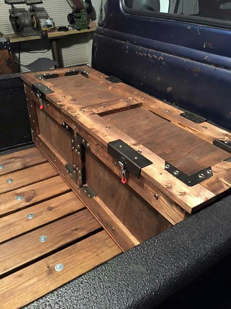 Custom wooden bed box! Wooden Truck Bedding, Vw Caddy Mk1, Bed Box, Cool Truck Accessories, Custom Truck Beds, Truck Tools, Truck Storage, Truck Boxes, Truck Tool Box