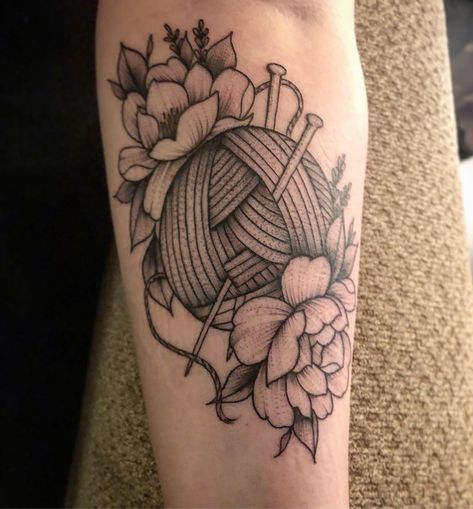 Crochet Inspired Tattoos, Cat Yarn Tattoo, Needle Point Tattoo, Yarn Ball Tattoo, Knitter Tattoo, Yarn Tattoo Ideas, Ball Of Yarn Tattoo, Crocheting Tattoos, Knitting Tattoo Ideas