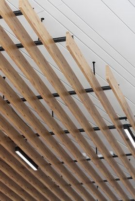 Ikea Roncadelle Slatted Wood Ceiling, Wood Ceiling Ideas Modern, Floating Ceiling Ideas, Ceiling Wood Panels, Wood Ceiling Panels, Wood Slat Ceiling, Floating Ceiling, Architecture Ceiling, Exterior Wall Tiles