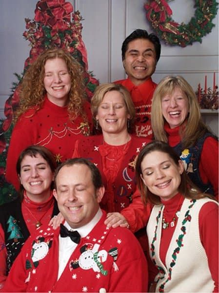 Funny Family Christmas Pictures, Awkward Family Christmas, Funny Christmas Photo Cards, Funny Family Christmas Cards, Funny Christmas Photos, Christmas Humor Ecards, Funny Family Photos, Funny Christmas Pictures, Christmas Ecards