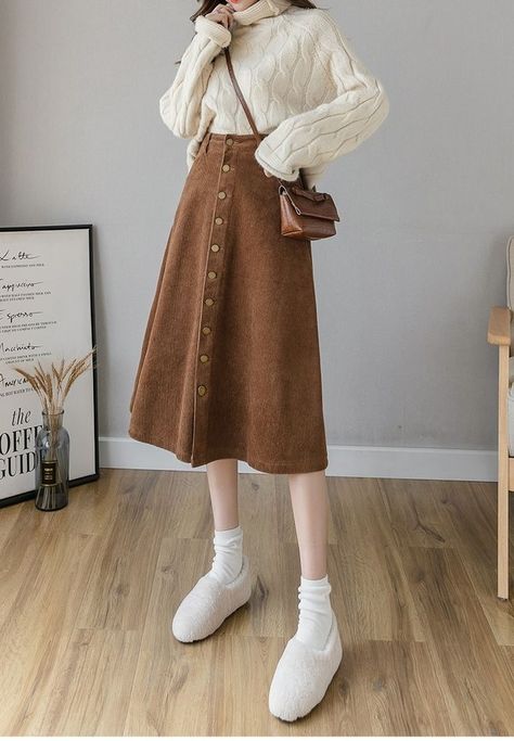 Cute Modest Outfits Casual, Modest Skirt Outfits, Warm Tone Outfits, Rok Korean Style, Racun Shopee, Fashion Top Outfits, Modest Dresses Casual, Korean Casual Outfits, Brown Skirt