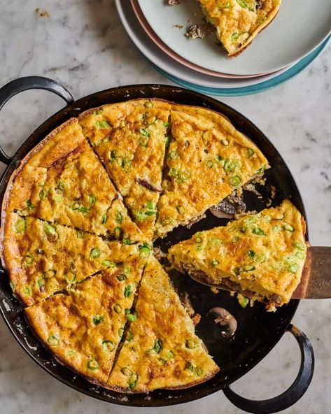 Cheesy Mushroom Frittata Recipe | Kitchn Sweet Brunch Recipes, Best Mushroom Recipe, Mushroom Frittata, Veggie Pot Pie, Sweet Brunch, Low Carb Pork, Best Brunch Recipes, Frittata Recipes, Breakfast Pastries