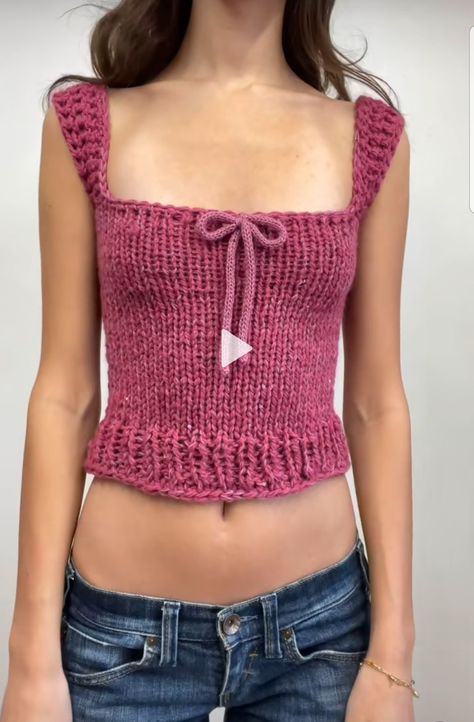 Beginner Knit Top Pattern Free, Knit Top Tutorial, Crochet Tube Dress, Lovecore Crochet, Chunky Crochet Top, Crochet Sleeveless Top, One Shoulder Crochet Top, Crochet Bustier Top, Knit Tube Top