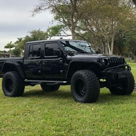 Jeep Gladiator. #Jeep #Jeeps #JeepLife #JeepWrangler #Wrangler #JeepHer #JeepPorn #JeepLover #OlllllllO #JeepLove #JK #JKU #TJ #YJ #CJ #JL #JLU #Offroad #JeepBeef #4x4 #JeepNation #JeepJK #JeepJKU #JeepFamily #Jeepin #ItsaJeepThing #JeepGladiator #Gladiator #Jeepthing #JeepWave #JeepFreeks #Jeepers #Offroading #Jeeping #JeepUnlimited #JeepWranglerUnlimited #Jeepster #Rubicon #X #JeepJeep #JeepLifestyle #Jeeper #JeepRubicon #JeepAddiction #JeepJL #JeepsOnly Jeep Scout, Jeep Wrangler Lifted, Badass Jeep, Tj Wrangler, Vintage Pickup, Black Jeep, Vintage Pickup Trucks, Lifted Jeep, Jeep Cj5