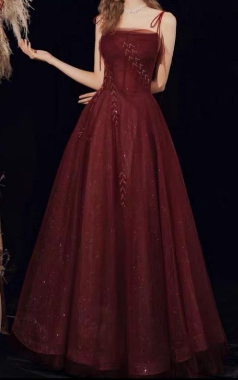 Medieval Themed Prom Dresses, Mysterious Prom Dress, Prom Dress Burgandy, Fall Fancy Dresses, Cranberry Red Prom Dress, Deep Winter Prom Dress, Mahogany Prom Dress, Ball Gowns Burgundy, Red Ballgown Aesthetic Princess