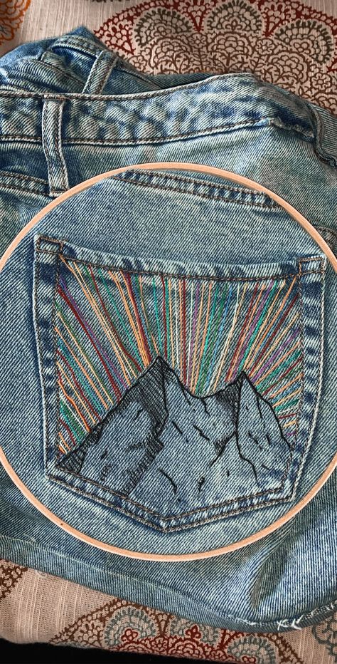 Mountain Embroidery, Embroidery Jeans Diy, Clothes Embroidery Diy, Denim Embroidery, Couture Embroidery, Embroidery On Clothes, Cute Embroidery, Simple Embroidery, 자수 디자인