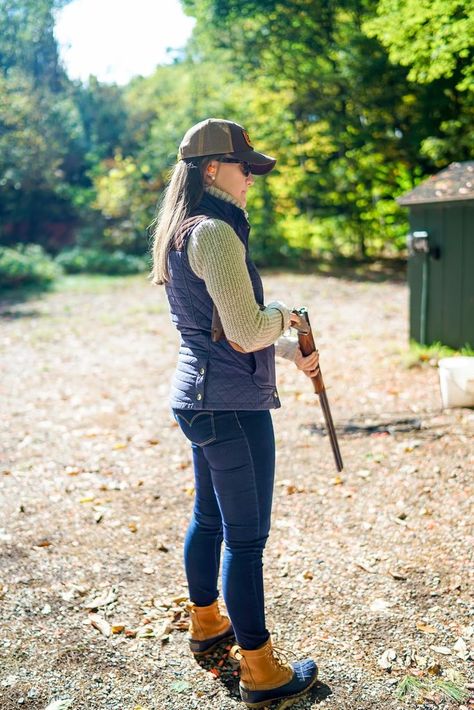 Ll Bean Women Outfits, Skeet Shooting Outfit, Shooting Range Outfit, Cute Fall Fashion, Pinterest Cute, Casual Sporty Outfits, Clay Shooting, Hiking Outfit Women, Boating Outfit