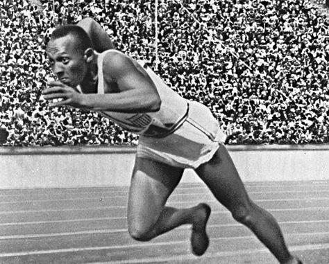 via Wiki Commons 1936 Olympics, Berlin Olympics, Jesse Owens, American Athletes, Track And Field Athlete, Summer Olympic Games, 21st Century Skills, Long Jump, Olympic Athletes