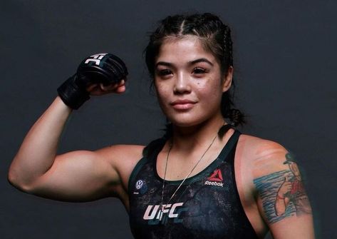 Tracy Cortez, Under World, Lean Women, Female Mma Fighters, Mma Motivation, Mma Videos, Mma Girls, Mma Workout, Boyfriend Instagram