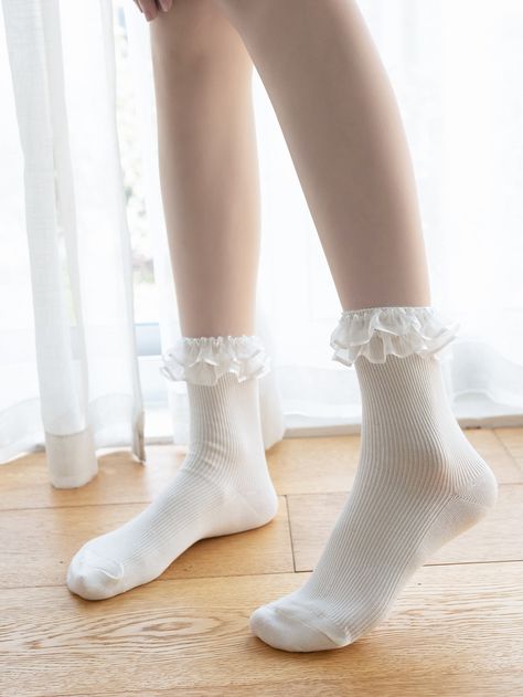 Ruffle White Socks, White Frilly Socks Outfit, Socks With Lace Trim, White Frill Socks, Pretty Socks Aesthetic, Lace White Socks, White Cute Socks, White Socks Aesthetic, Feminine Socks