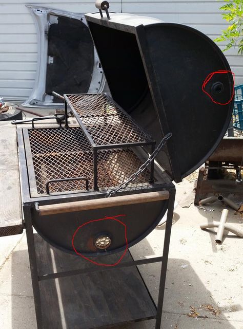 Drum Grill Ideas, Barrel Grill How To Build, Diy Barbecue Grill, Diy Bbq Grill, Bbq Grill Ideas, Oil Drum Bbq, Grill Diy, Barbeque Grill Design, Barrel Grill