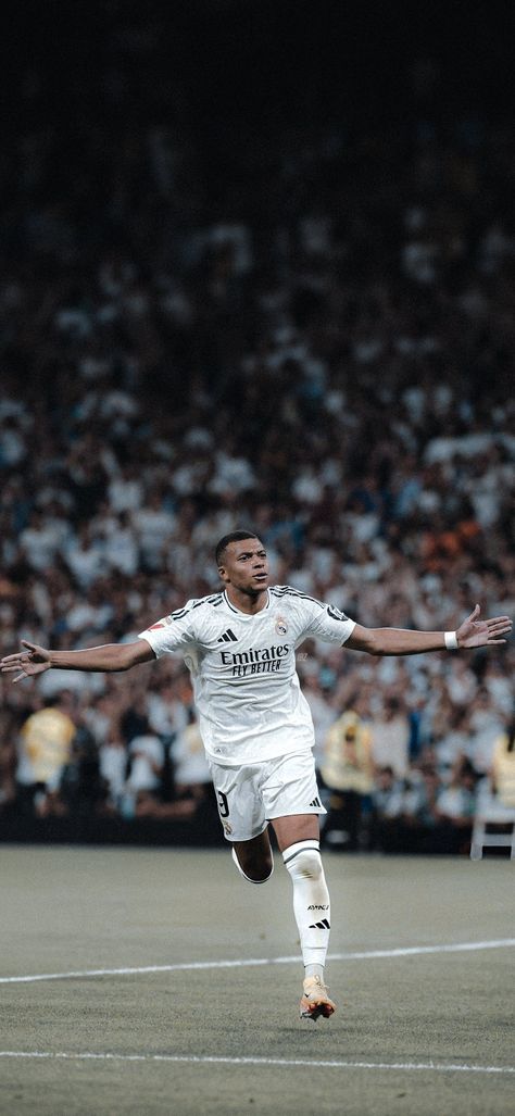 Real Madrid Hd Wallpaper, Football Aesthetics, Mbappe Real Madrid, Real Madrid Club, Real Madrid Wallpapers, Madrid Wallpaper, Football Images, Kylian Mbappe, The Beautiful Game