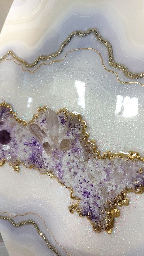 Violet View Art - Unique Art, Courses & Products (@violetviewart) • Instagram photos and videos Gold Agate Wallpaper, Geode Art Print, Enchanted Art, Amethyst Geode Resin Art, Purple Geode Art, Resin Paintings, Agate Art, Luxury Natural Purple Geodes, Turned Art