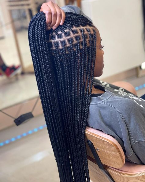 Burgundy Knotless, Black Knotless, Medium Knotless Box Braids, Small Knotless Braids, Knotless Braids Hairstyles, Medium Knotless, Small Knotless, Knotless Box Braids, Small Box Braids