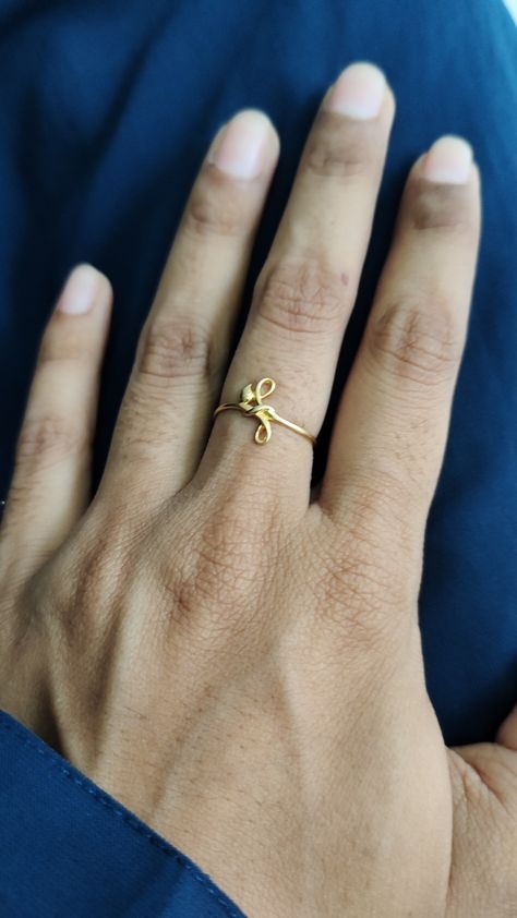 Rings For Daily Wear, Gold Ring Design, Stunning Rings, Wear Rings, Wedding Flower Jewelry, Sms Language, Gold Finger Rings, Bracelets Handmade Diy, Nature Instagram