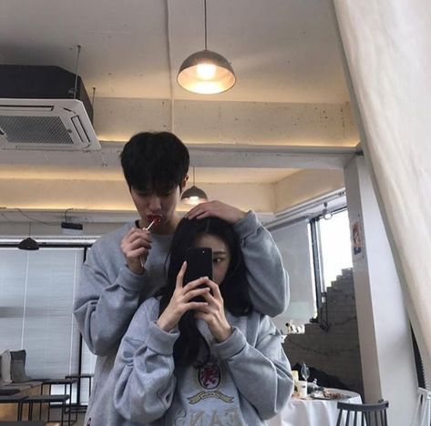 Bro And Sis, Korean Couple Photoshoot, Couples Vibe, Ulzzang Couple, Korean Couple, Boy And Girl Best Friends, Couples Images, Korean Aesthetic, Couples Icons