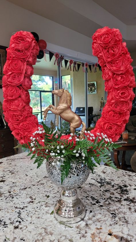 Kentucky Derby Centerpieces, Kentucky Derby Fundraiser, Kentucky Derby Decor, Kentucky Derby Party Ideas Decoration, Derby Decor, Kentucky Derby Decorations, Kentucky Derby Theme, Kentucky Derby Themed Party, Kentucky Derby Party Decorations