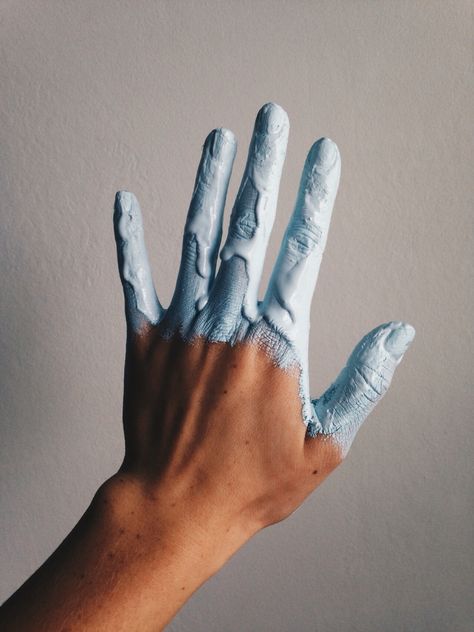 Pinterest: samingram3 ☆ Everything Is Blue, Hand Photography, Foto Art, Feeling Blue, Blue Paint, Blue Aesthetic, Hand Tattoos, Shades Of Blue, Photography Inspiration