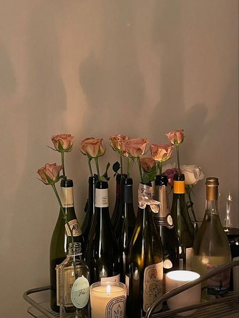 Piskel Art, Dream Apartment, Dream House Decor, Wine Bottles, Bedroom Inspo, My New Room, Aesthetic Room, Dream Room, New Room