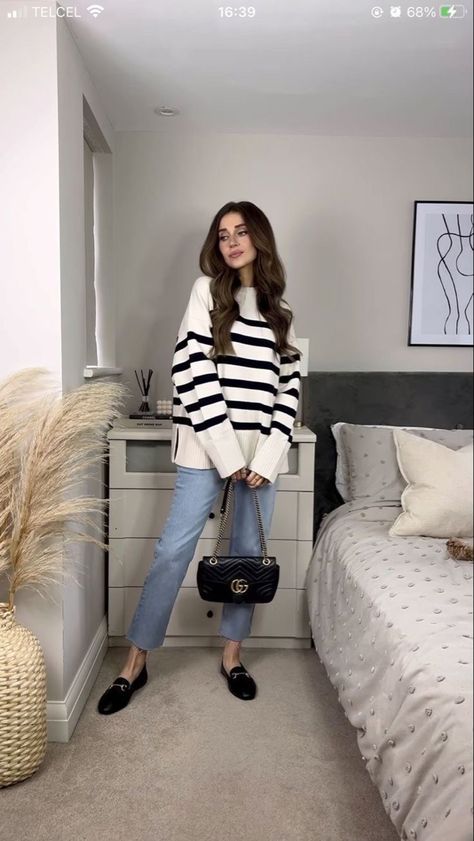 Striped Sweater Outfit, Old Money Fashion, Chique Outfit, Money Fashion, Skandinavian Fashion, Winter Fashion Outfits Casual, Mode Casual, Stylish Work Outfits, Casual Work Outfits