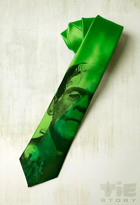 Frankenstein on mens tie. Green gothic necktie inspired by Boris Karloff movie. Gift for fan classic horror, steampunk, Mary Shelleys book. Horror Queen, Ed Wood, Slim Tie, Classic Horror Movies, Mens Tie, Cool Ties, Gothic Horror, Psychobilly, Classic Horror