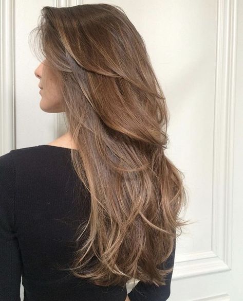 Long Layered Hair, Rings Hippie, Haircut Curtain, Brown Hair Inspo, Hairstyles For Layered Hair, Brown Hair Balayage, Haircuts Straight Hair, Haircuts For Long Hair, Curtain Bangs