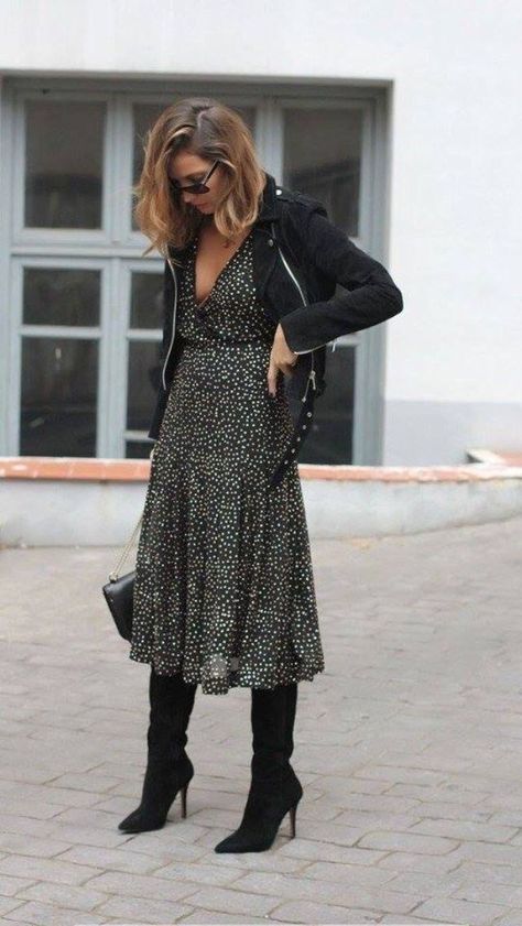 Long Skirt With Tall Boots, Fall Modest Dresses, Sick Fits, Office Outfit, Outfits 2023, Church Outfits, Black Women Fashion, Hello Gorgeous, Mode Inspo