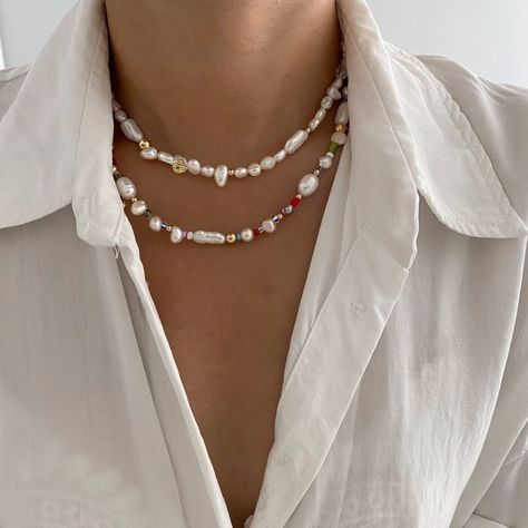 Colourful Pearl Necklace, Silver Baroque Pearl Jewelry, Glass Beaded Necklace, Beaded Jewelry Designs Necklaces, Pearl And Bead Necklace, Baroque Pearls Necklace, Small Pearl Necklace, Pearl Necklace Handmade, Handmade Pearl Necklace