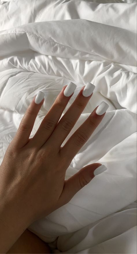 white nails acrylic aesthetic Shorter White Acrylic Nails, Basic White Acrylic Nails Square, Basic Nails Short Square, Basic Short White Nails, Square White Short Nails, White Box Nails Short, Simple Pretty Nails White, Homecoming Nails Acrylic Short White, White Nails Painted